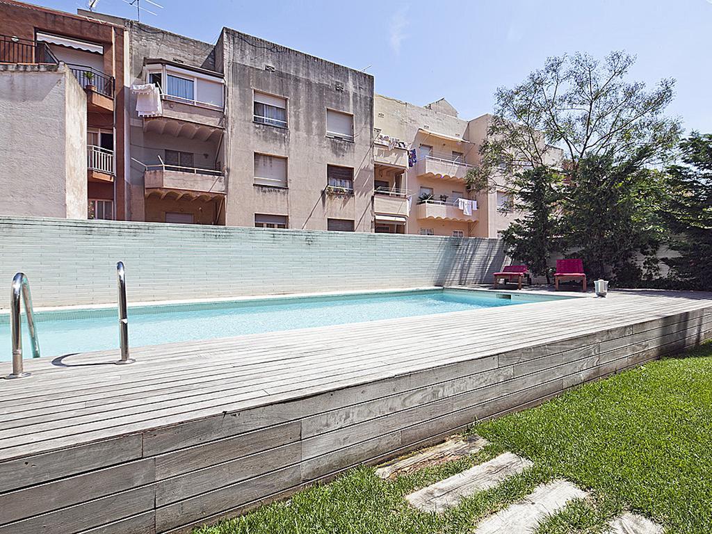 Rentals - Swimming Pool With Terrace Apartment *