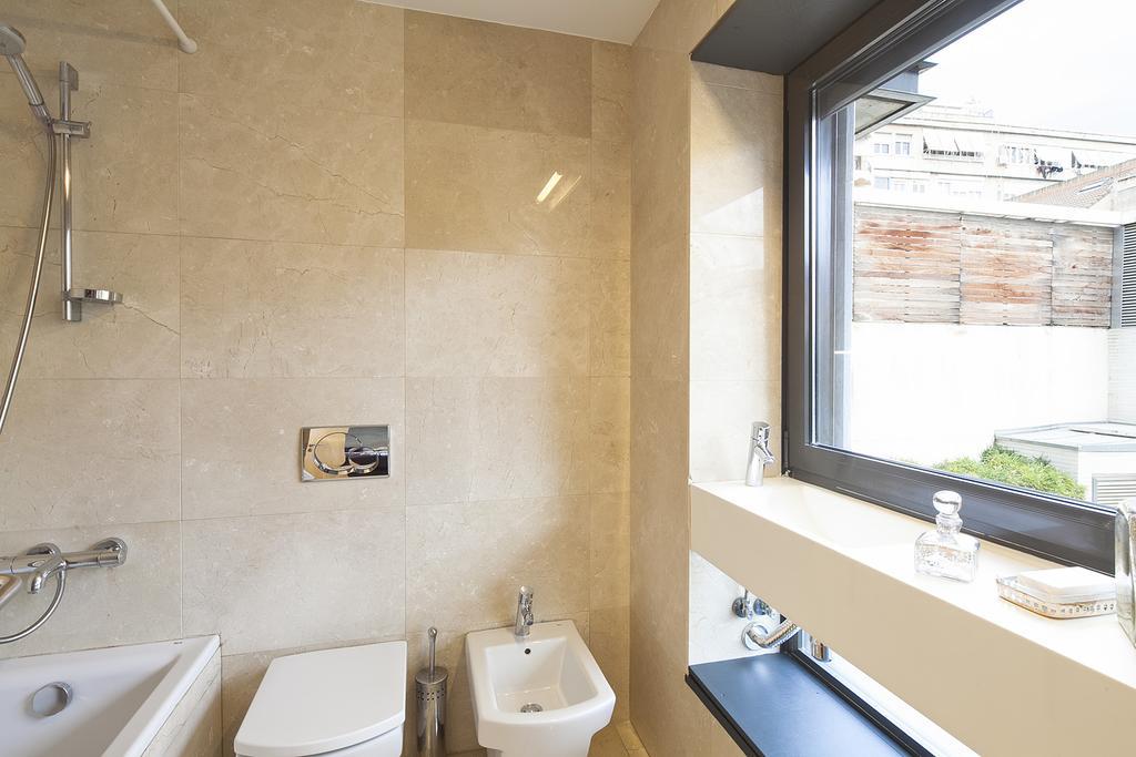 Apartment Rentals - Swimming Pool With Terrace *